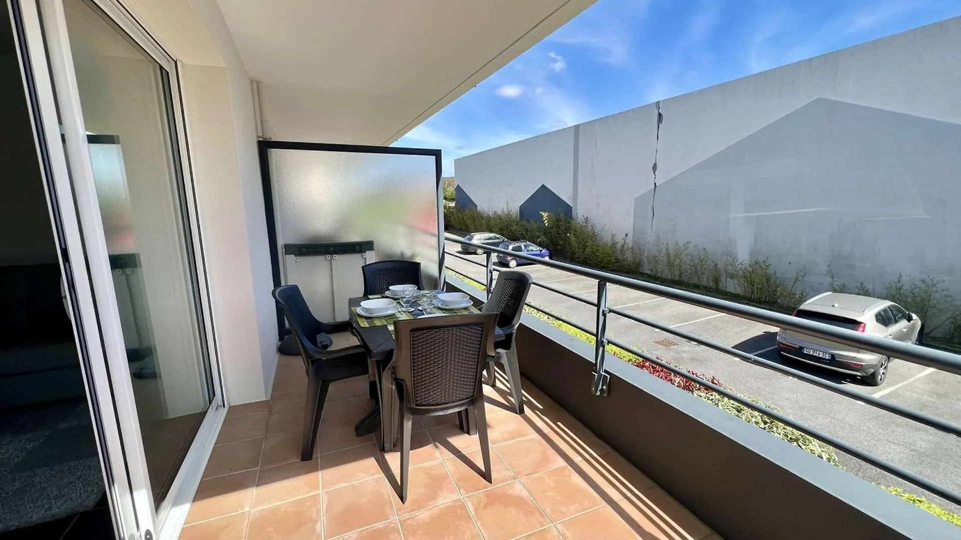 Apartment Etel : Appart. 2P Avec Terrasse Sud, Parking & Petit Chien Bienvenu - Fr-1-479-218 France